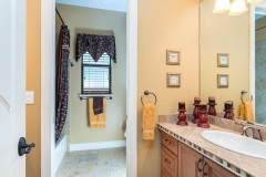 Palm-Beach-bathroom